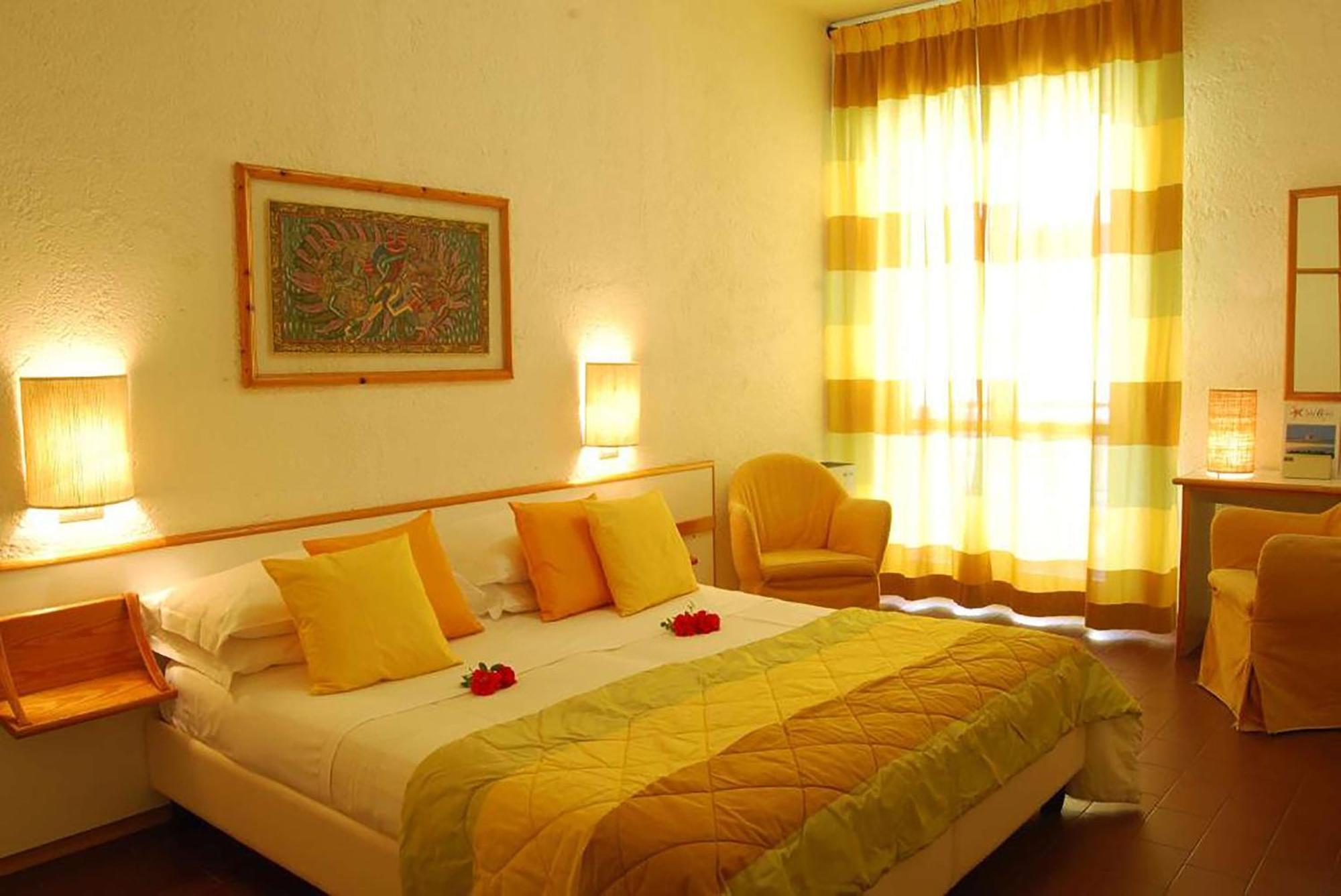 Hotel Bellevue Pesaro Buitenkant foto