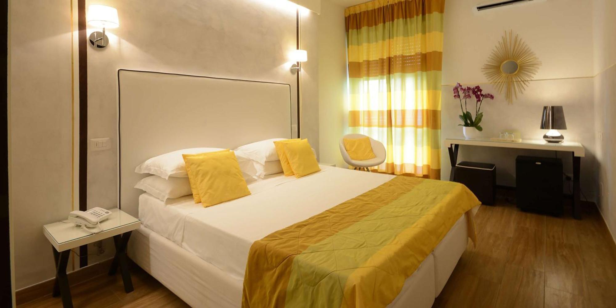 Hotel Bellevue Pesaro Buitenkant foto