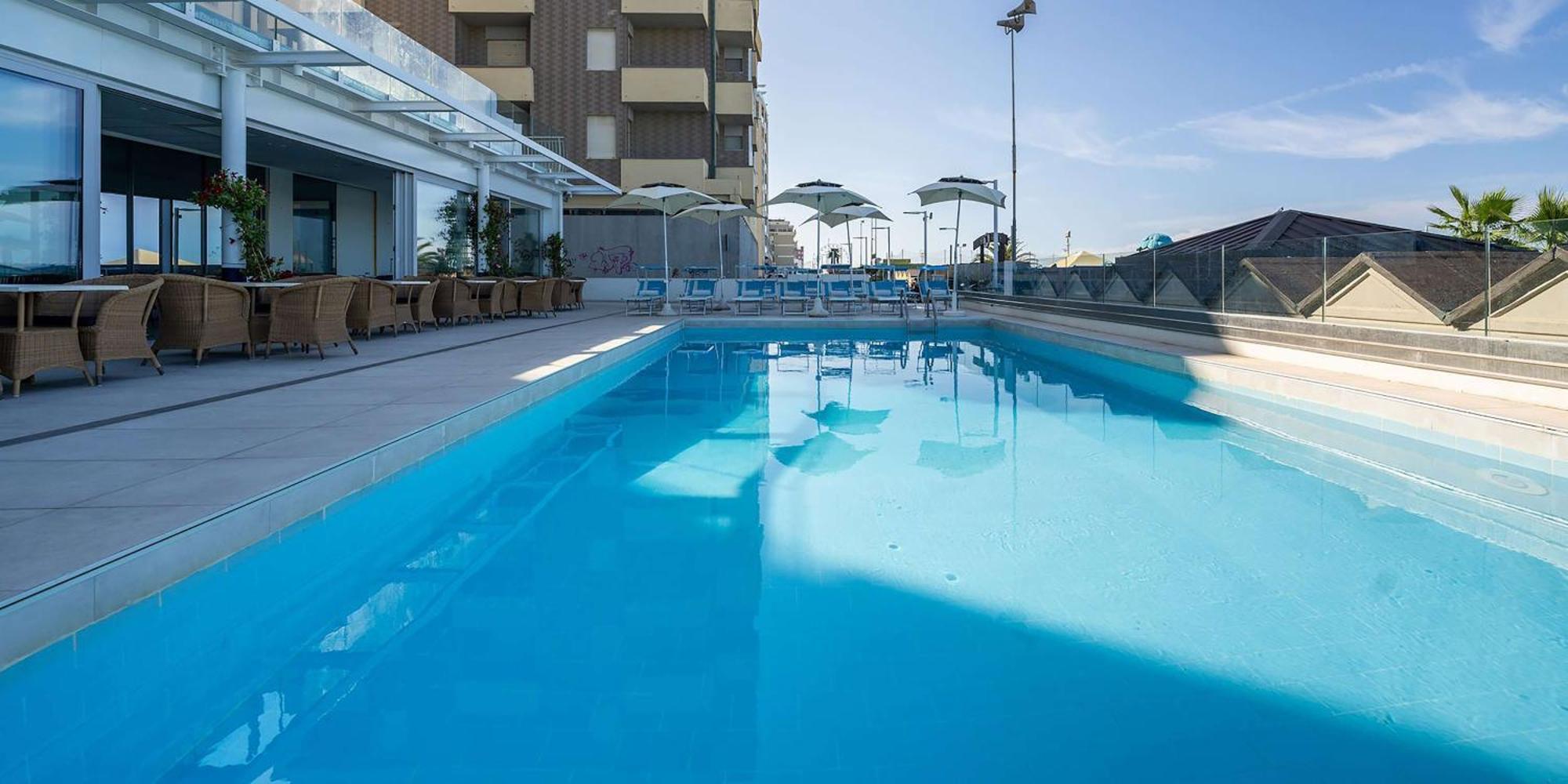 Hotel Bellevue Pesaro Buitenkant foto