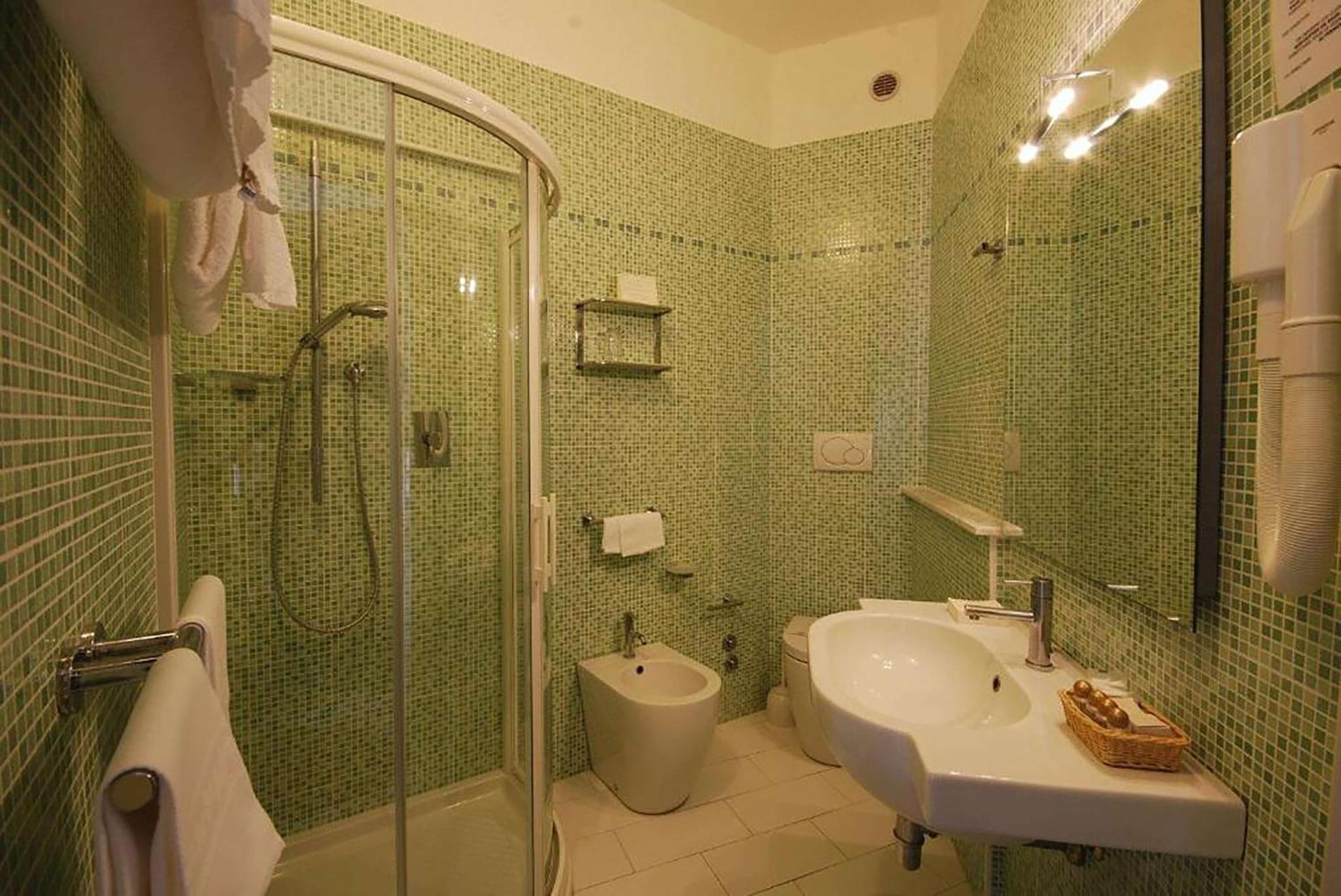 Hotel Bellevue Pesaro Buitenkant foto